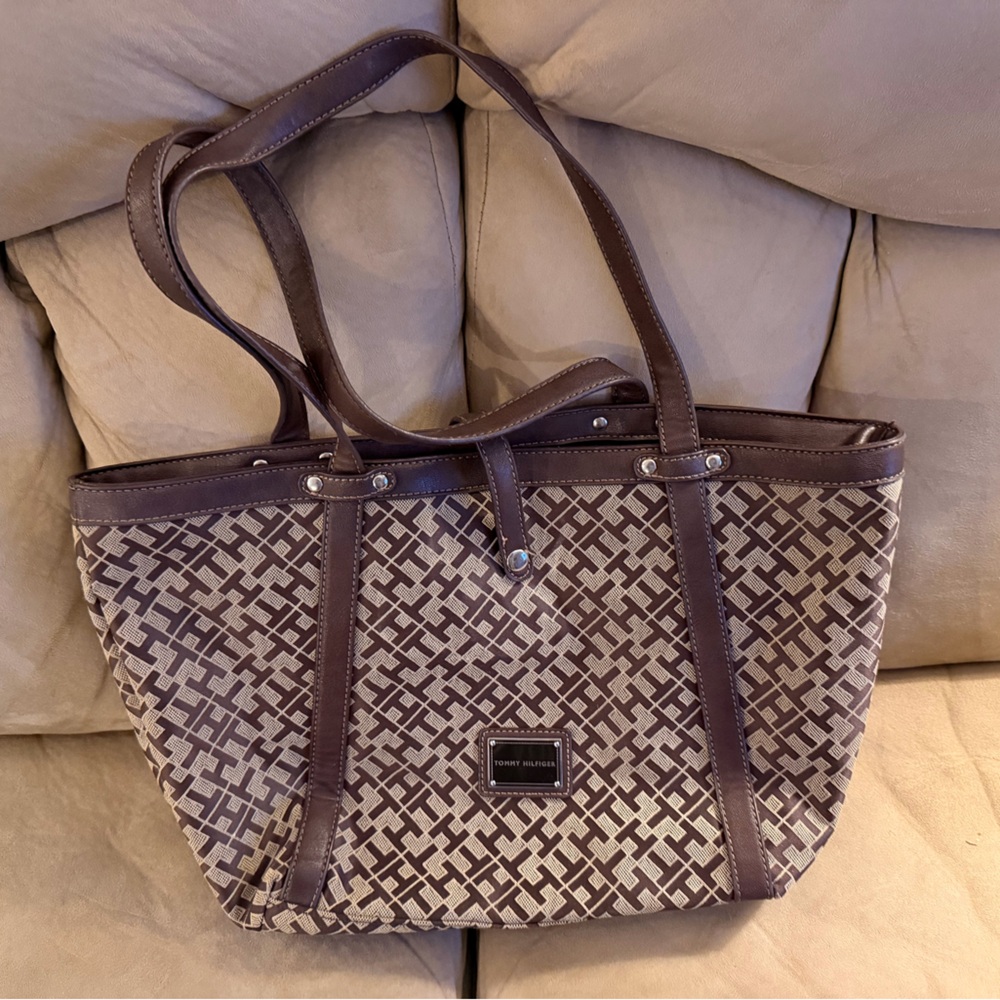Tommy Hilfiger Brown Geometric Tote